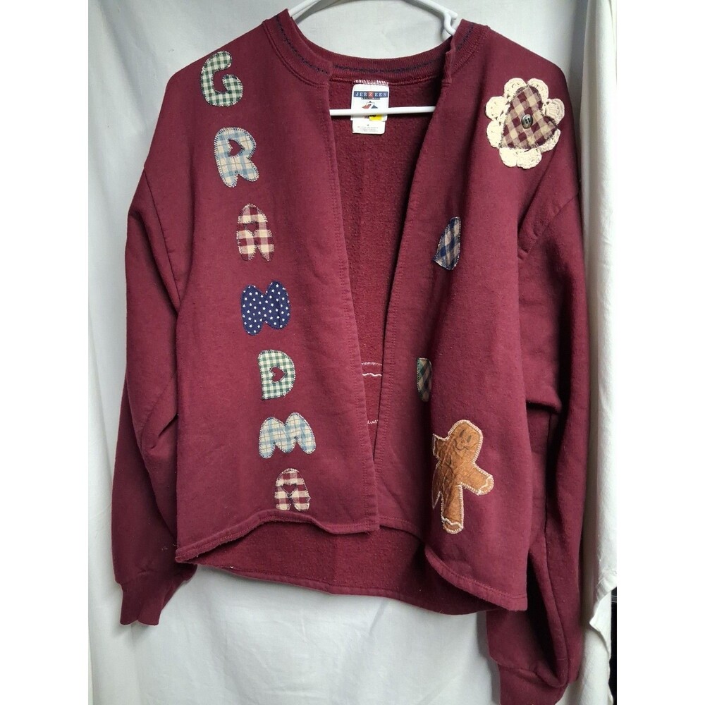jerzees womans size M vest says grandma on it grandmacore cottage core